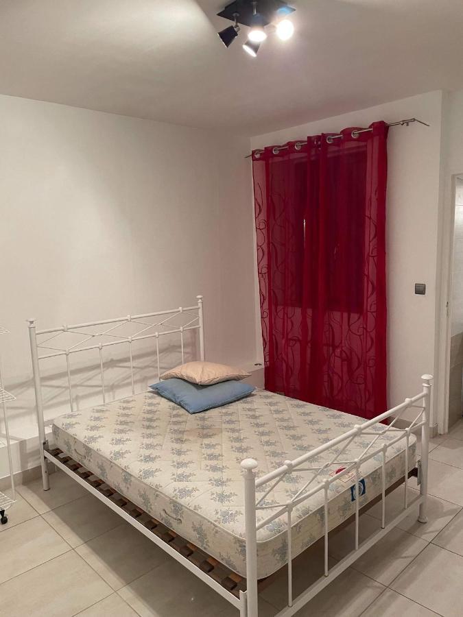 Kd - Appartement Au Coeur De Carcassonne Eksteriør billede